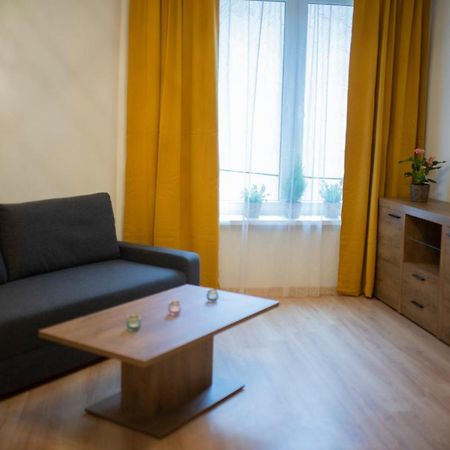 Wood Apartment Катовіце Екстер'єр фото