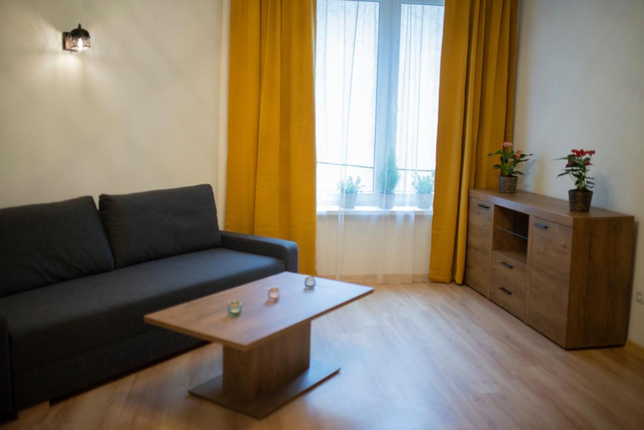 Wood Apartment Катовіце Екстер'єр фото