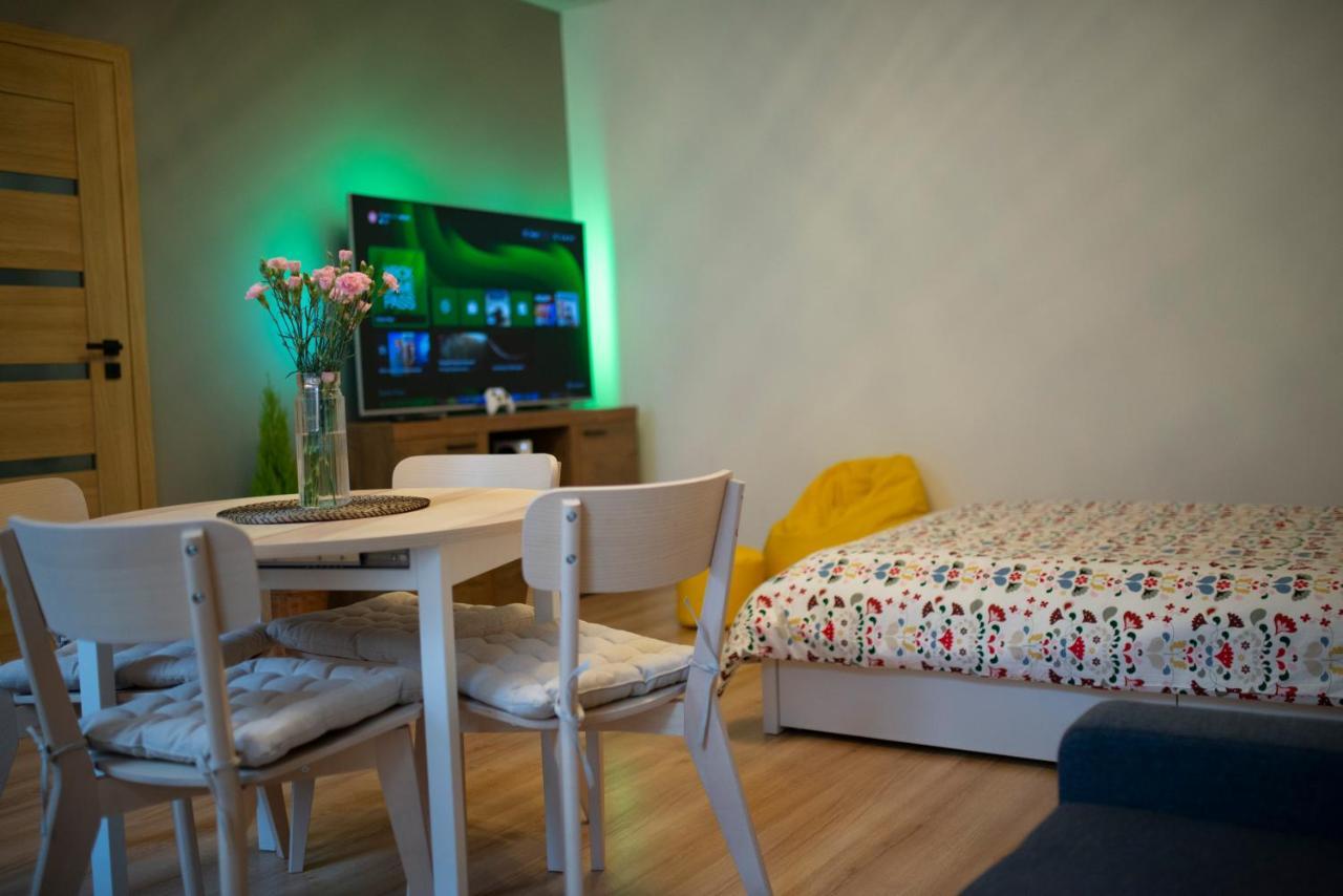 Wood Apartment Катовіце Екстер'єр фото